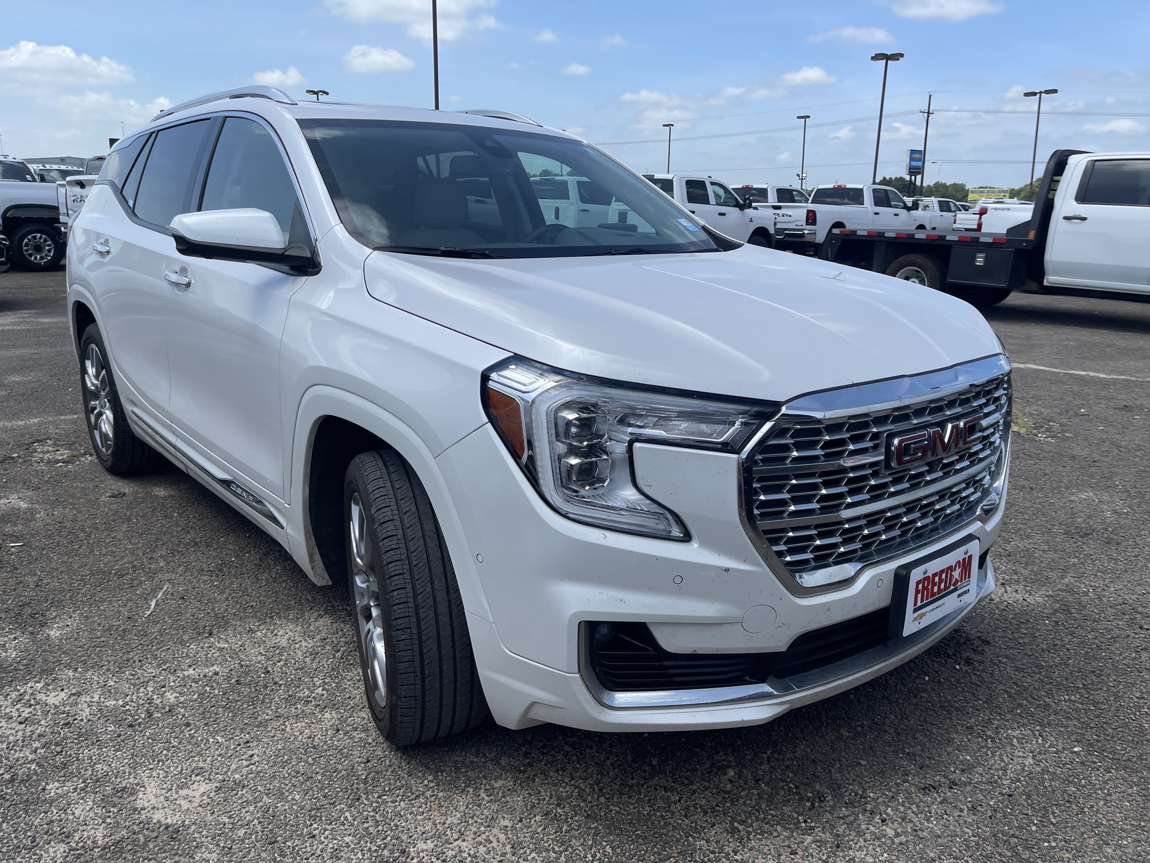2023 GMC Terrain Denali