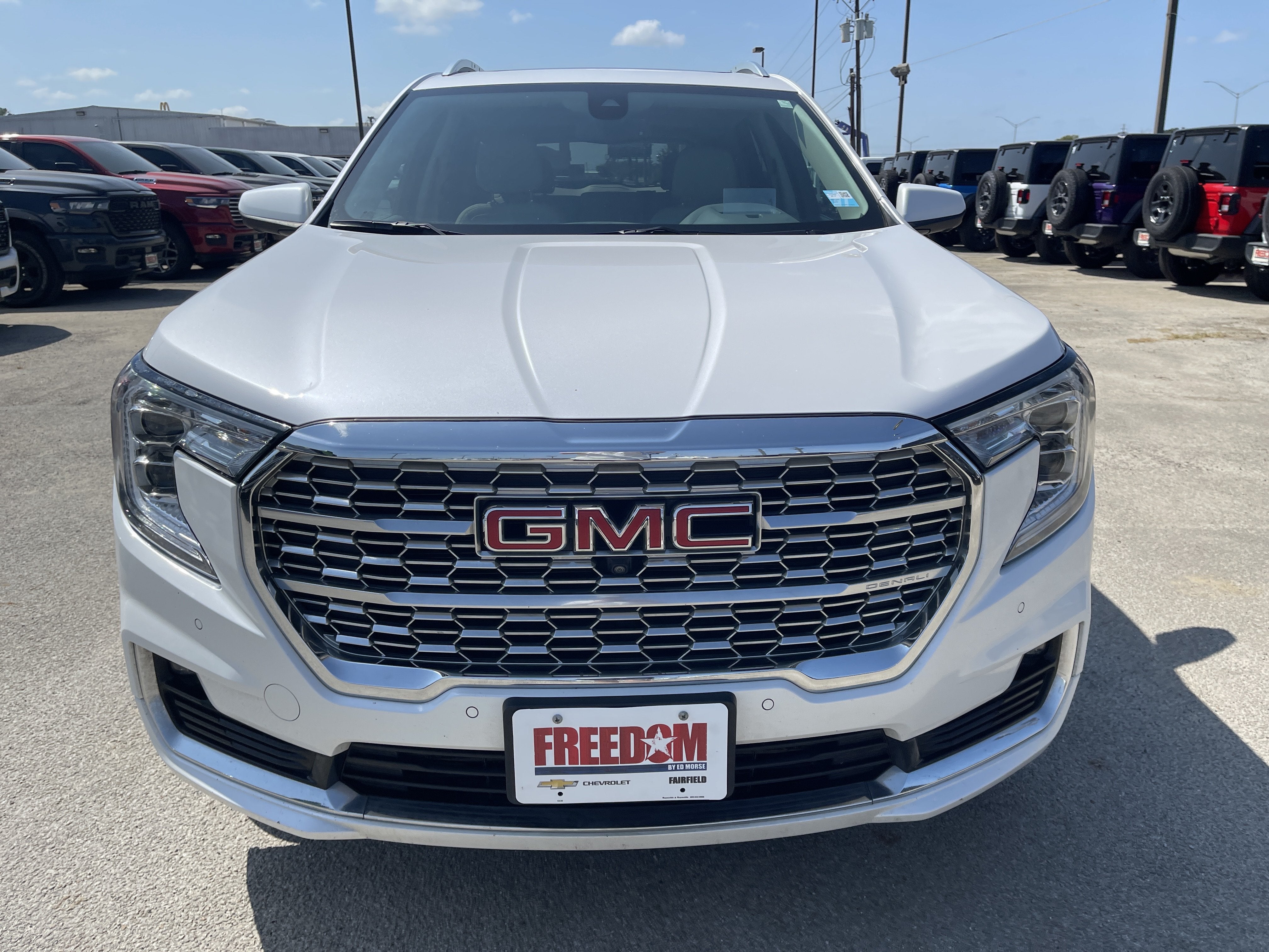 2023 GMC Terrain Denali