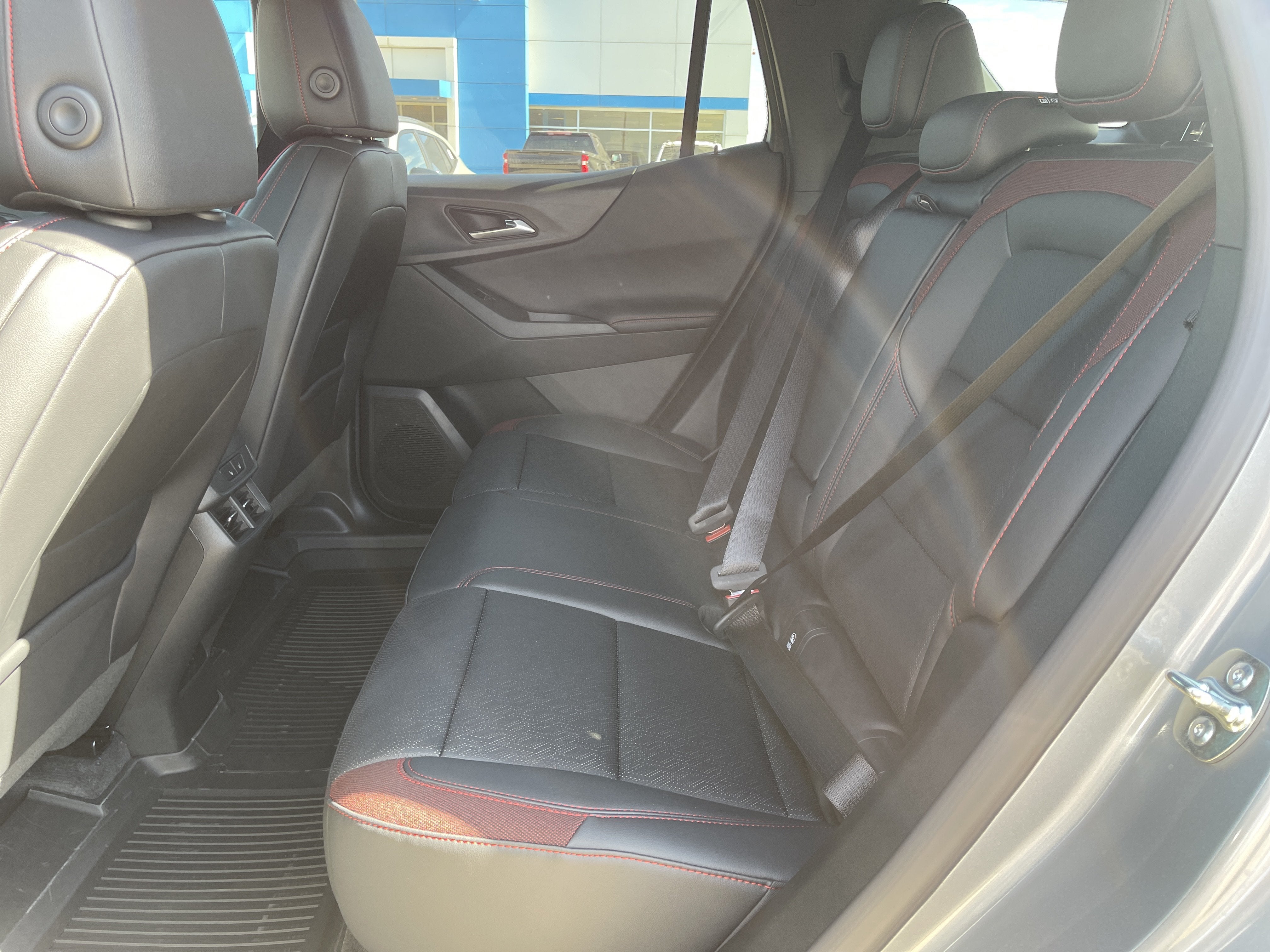 2027 Chevrolet Equinox RS - Photo 37