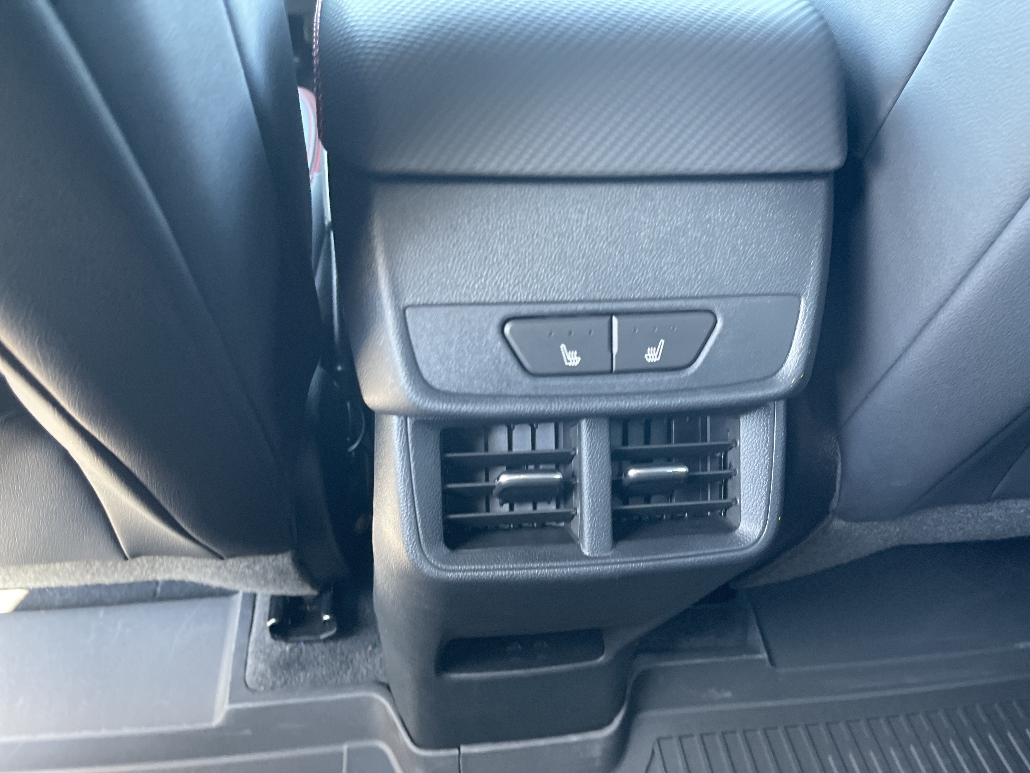 2027 Chevrolet Equinox RS - Photo 38