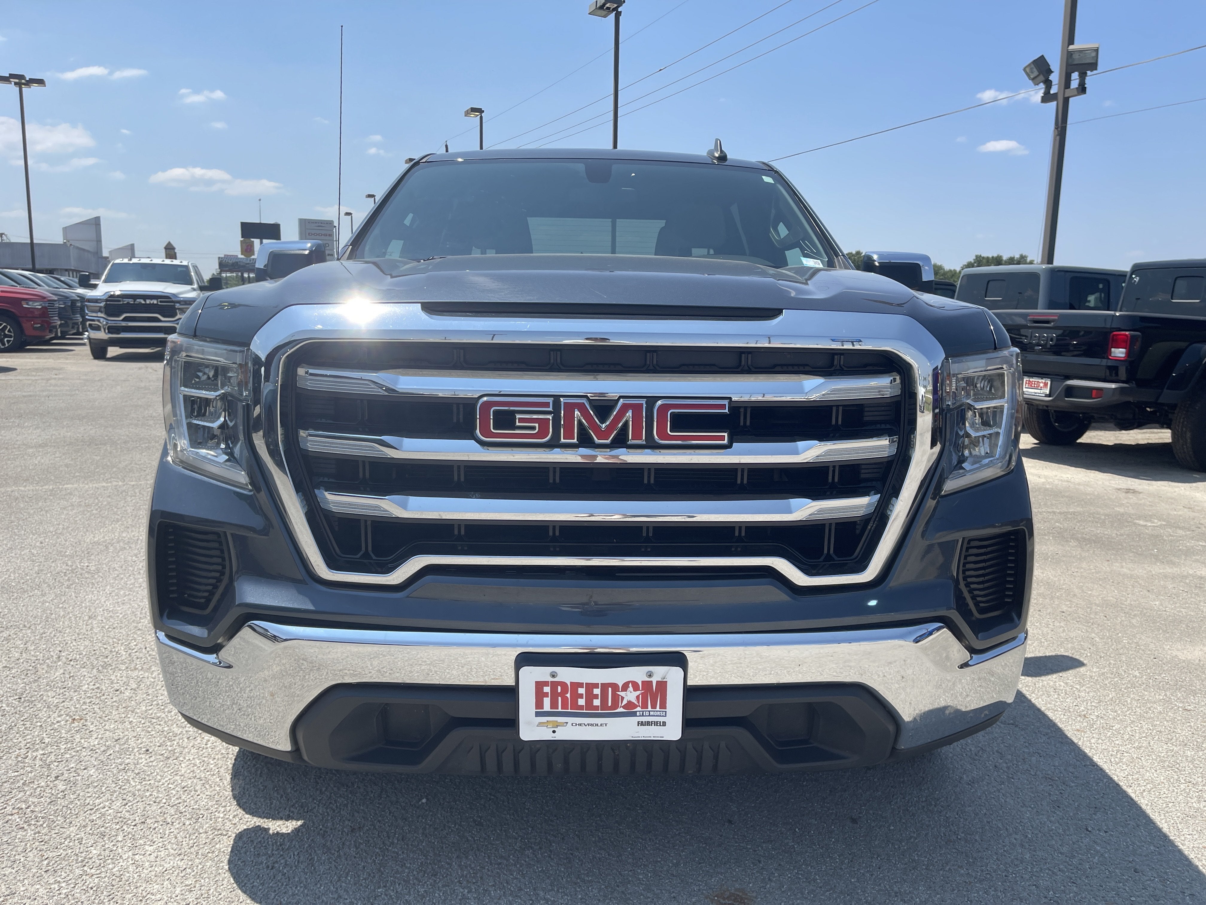 2019 GMC Sierra 1500 SLE
