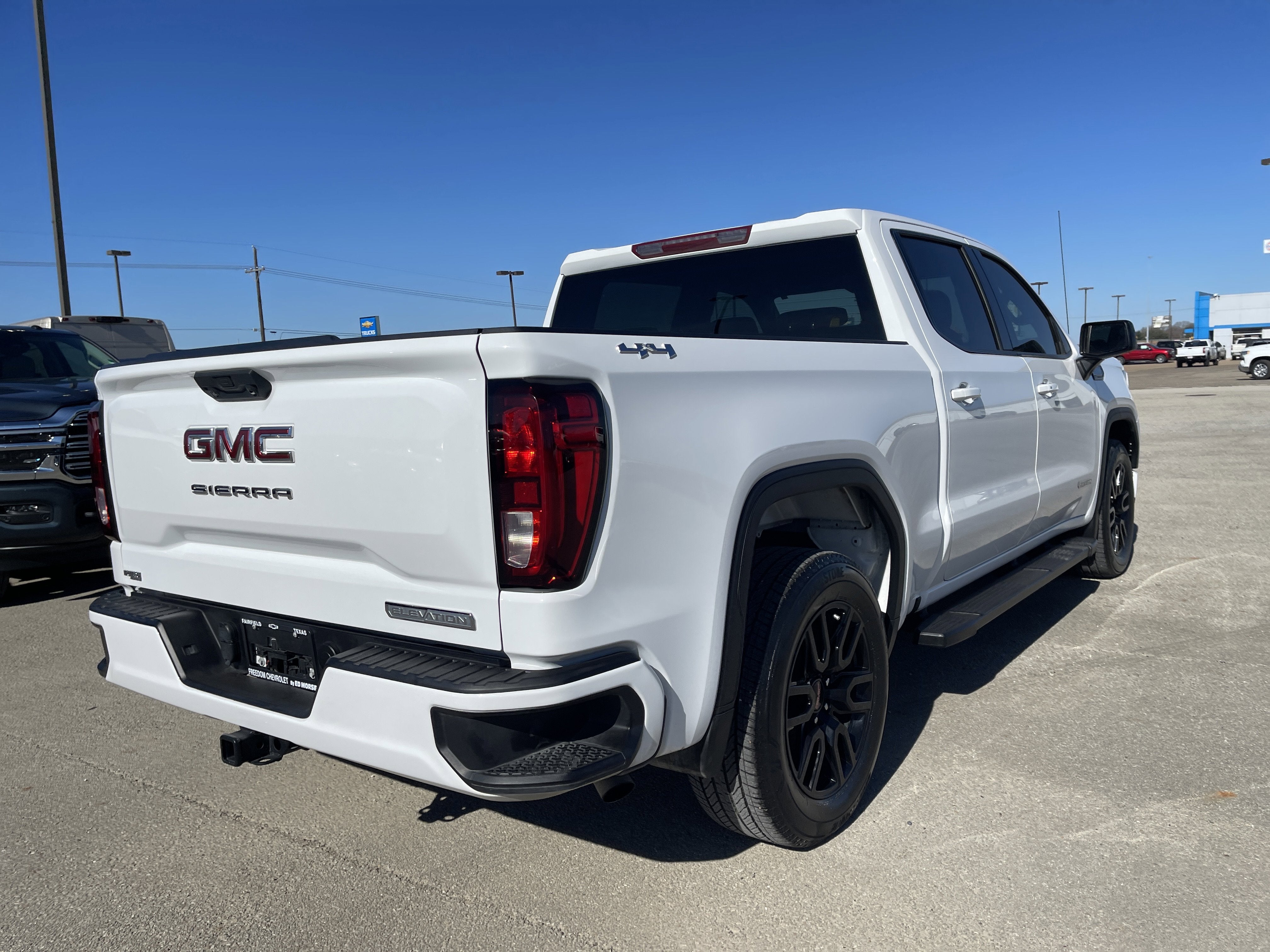 2024 GMC Sierra 1500 Elevation