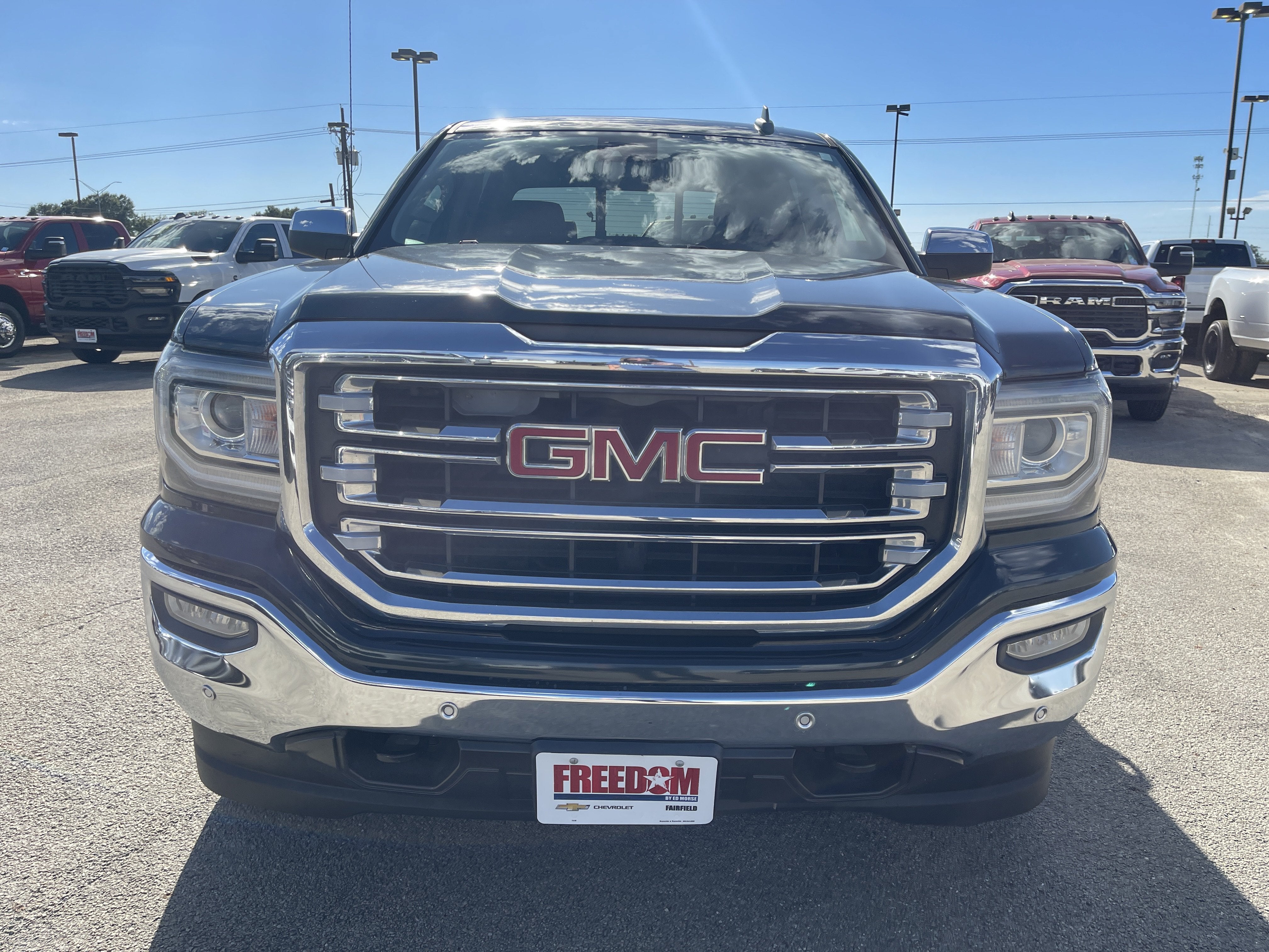 2017 GMC Sierra 1500 SLT