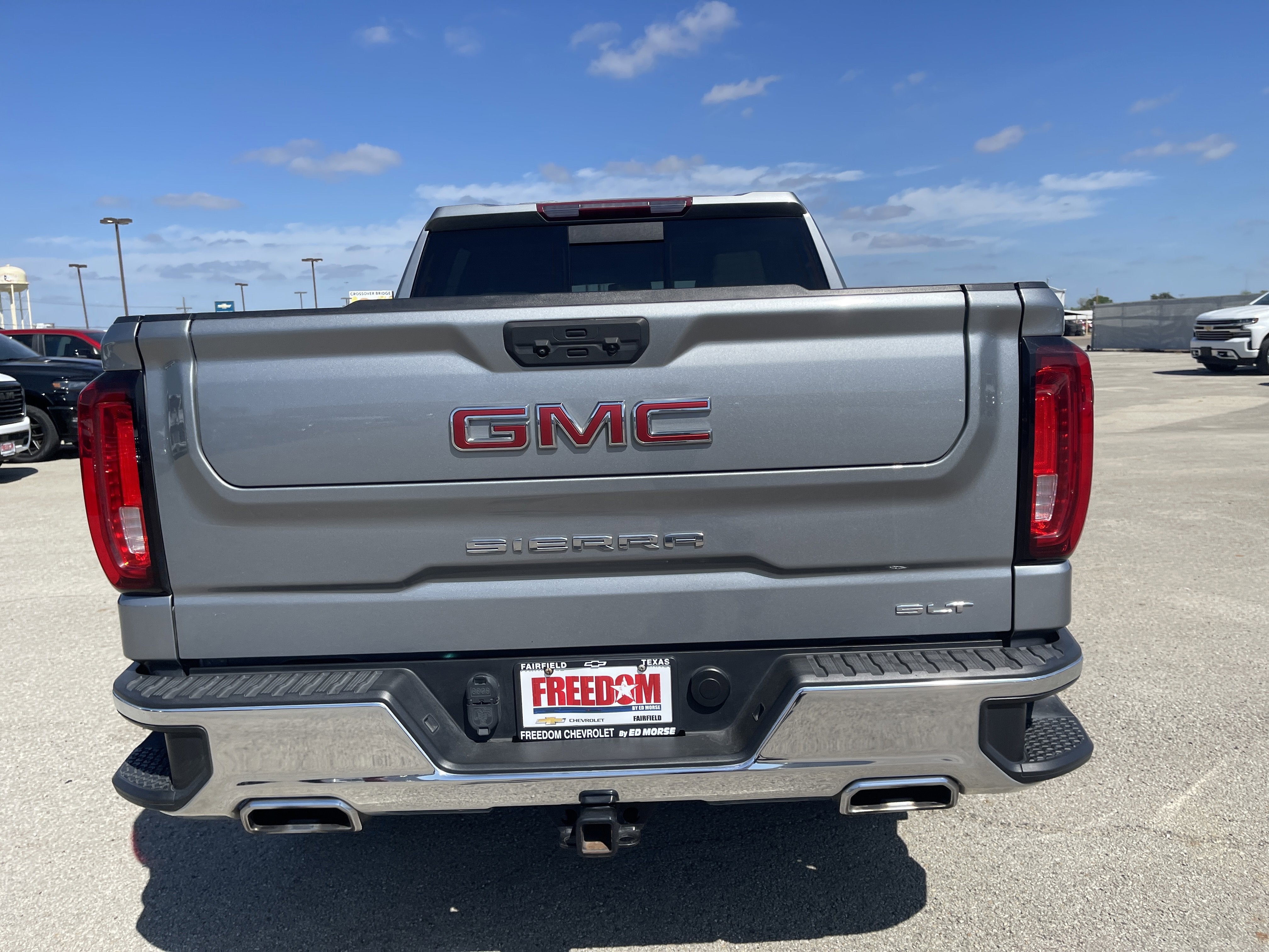 2023 GMC Sierra 1500 SLT