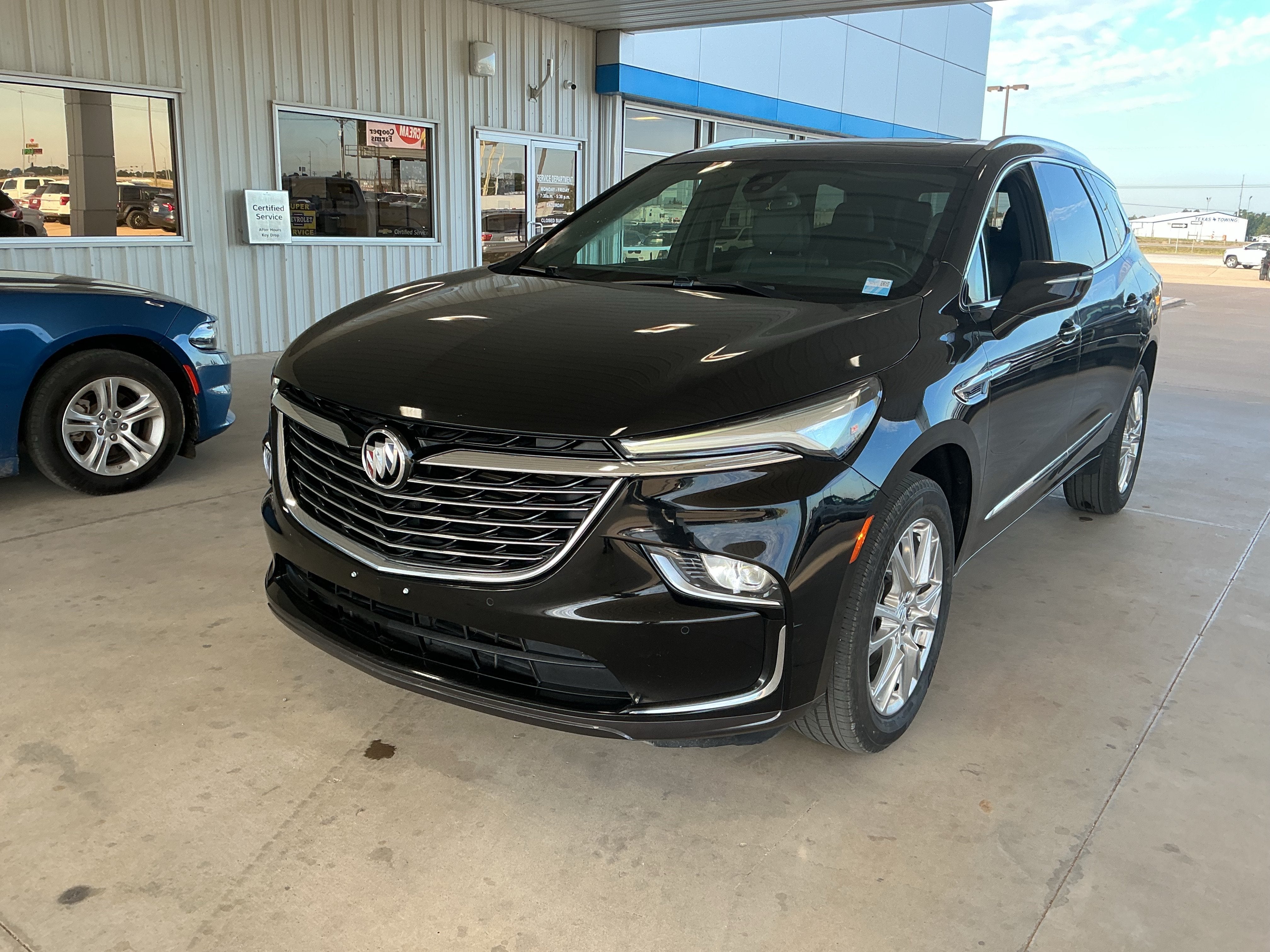 2023 Buick Enclave Essence