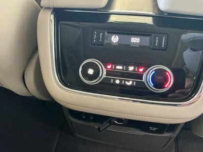 2019 Lincoln Navigator Select