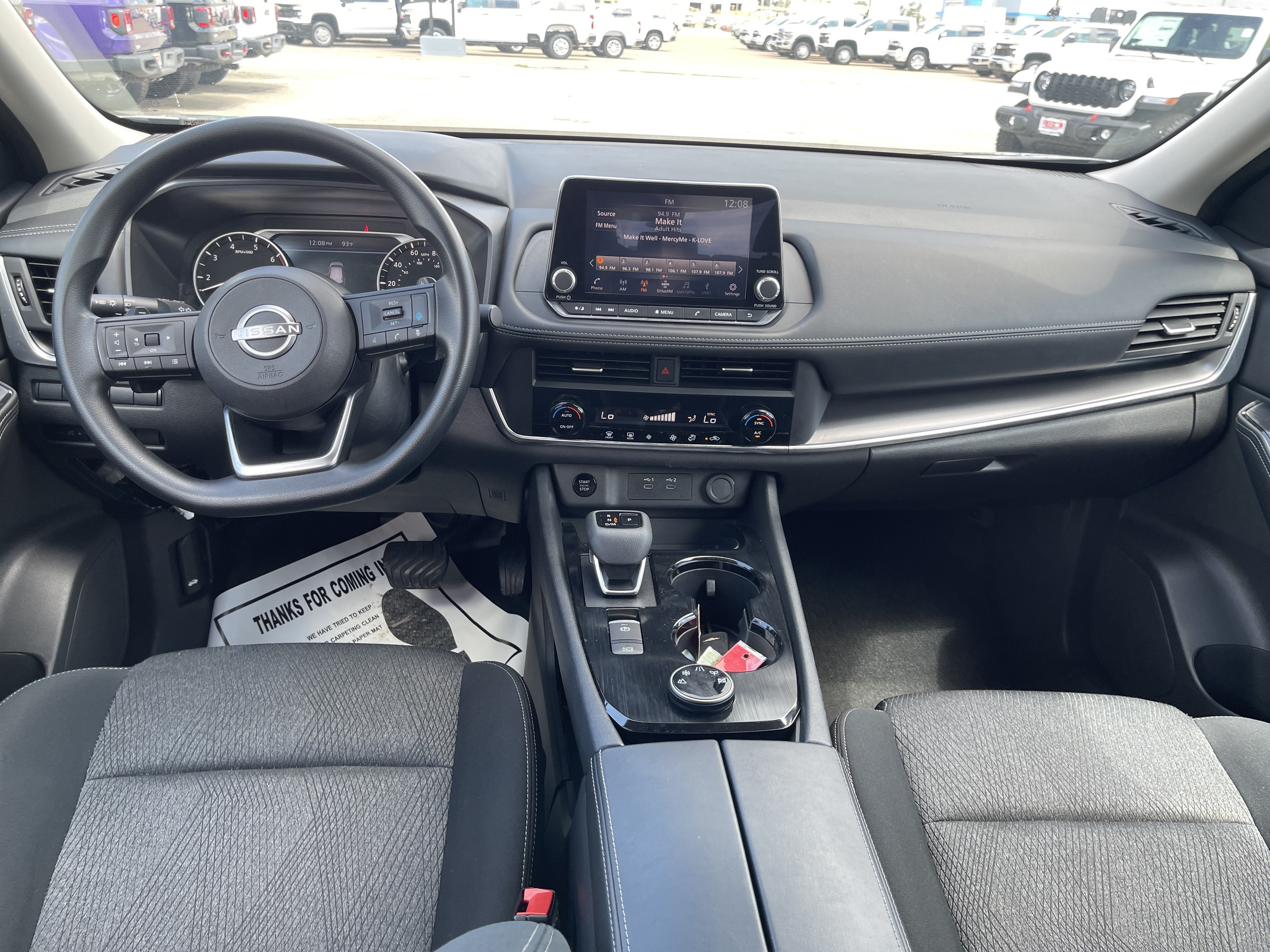 2024 Nissan Rogue SV