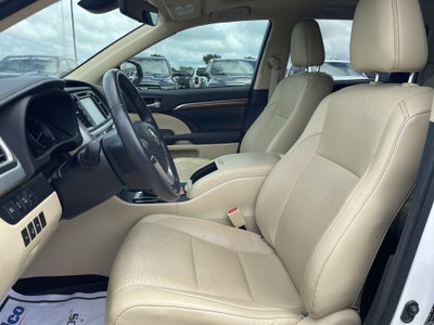 2017 Toyota Highlander Limited