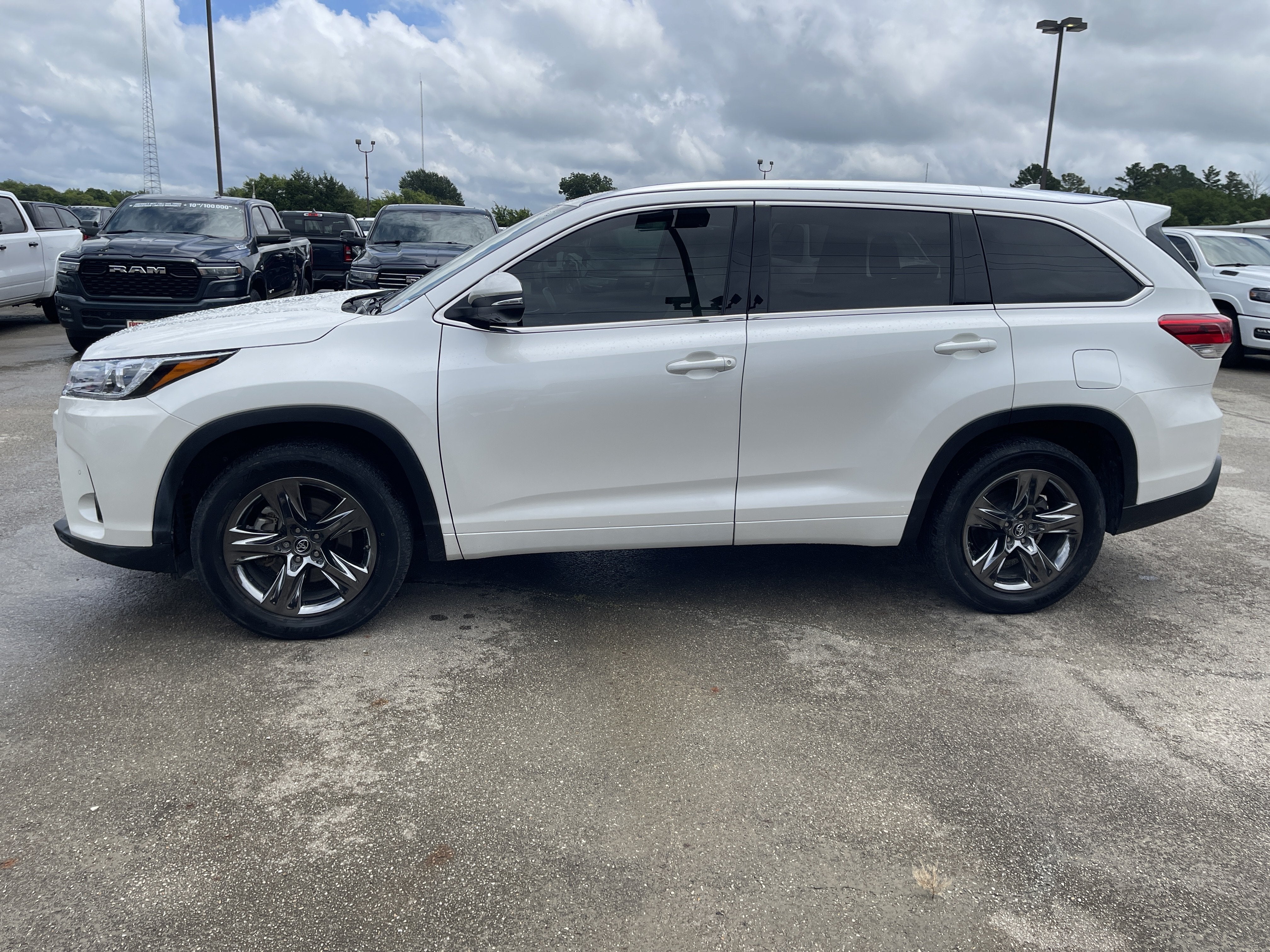 2017 Toyota Highlander Limited