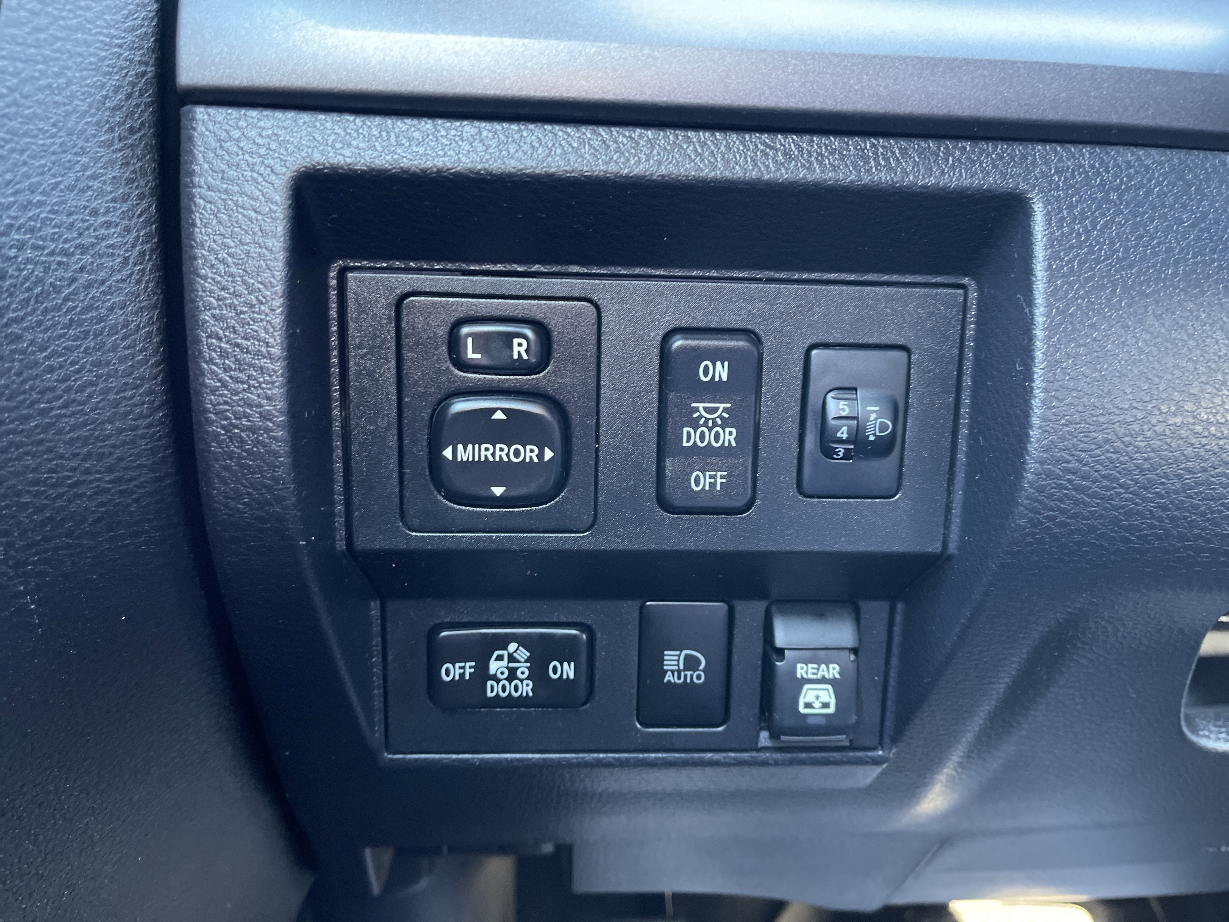 2021 Toyota Tundra 4WD SR5