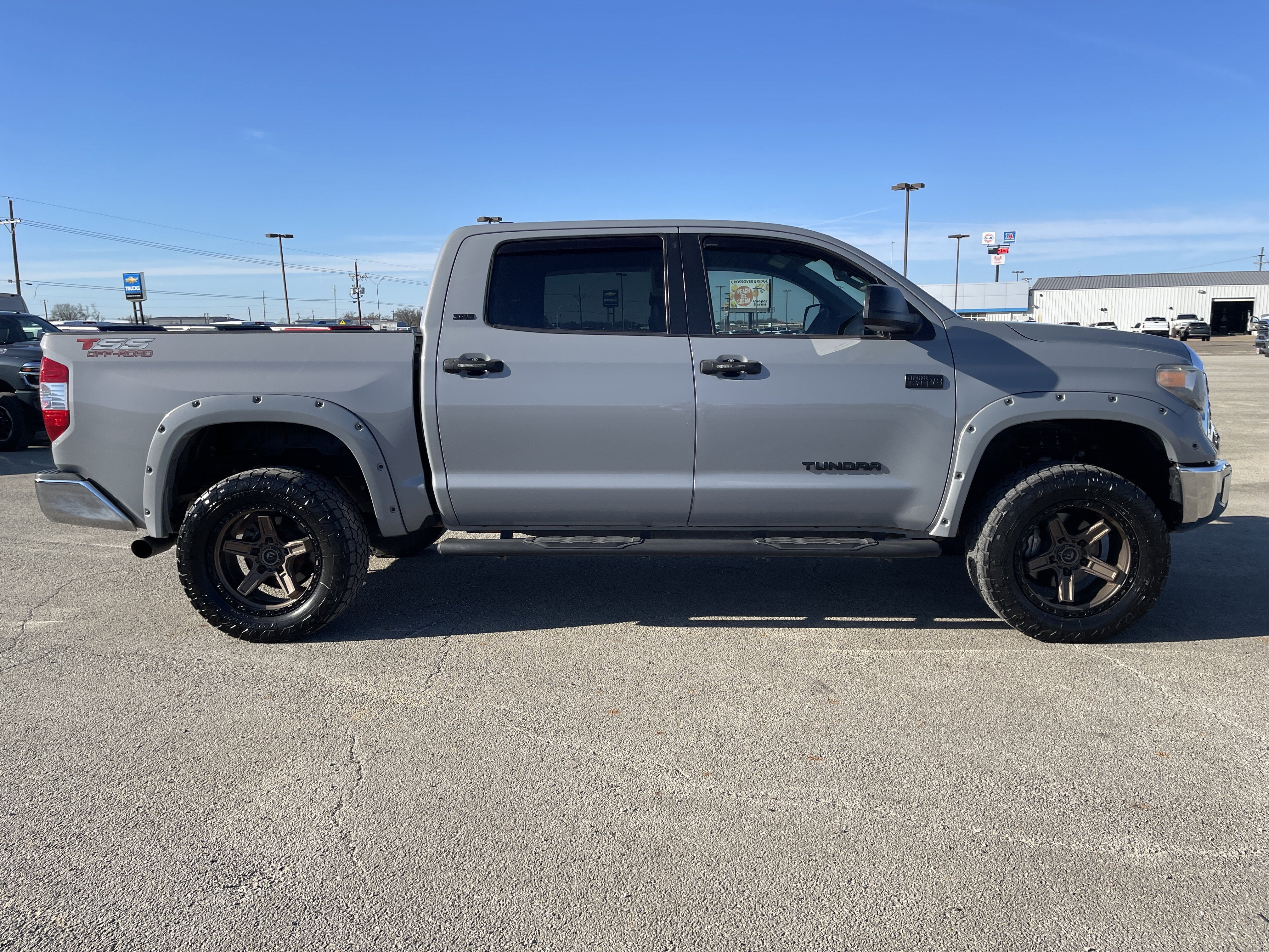 2021 Toyota Tundra 4WD SR5