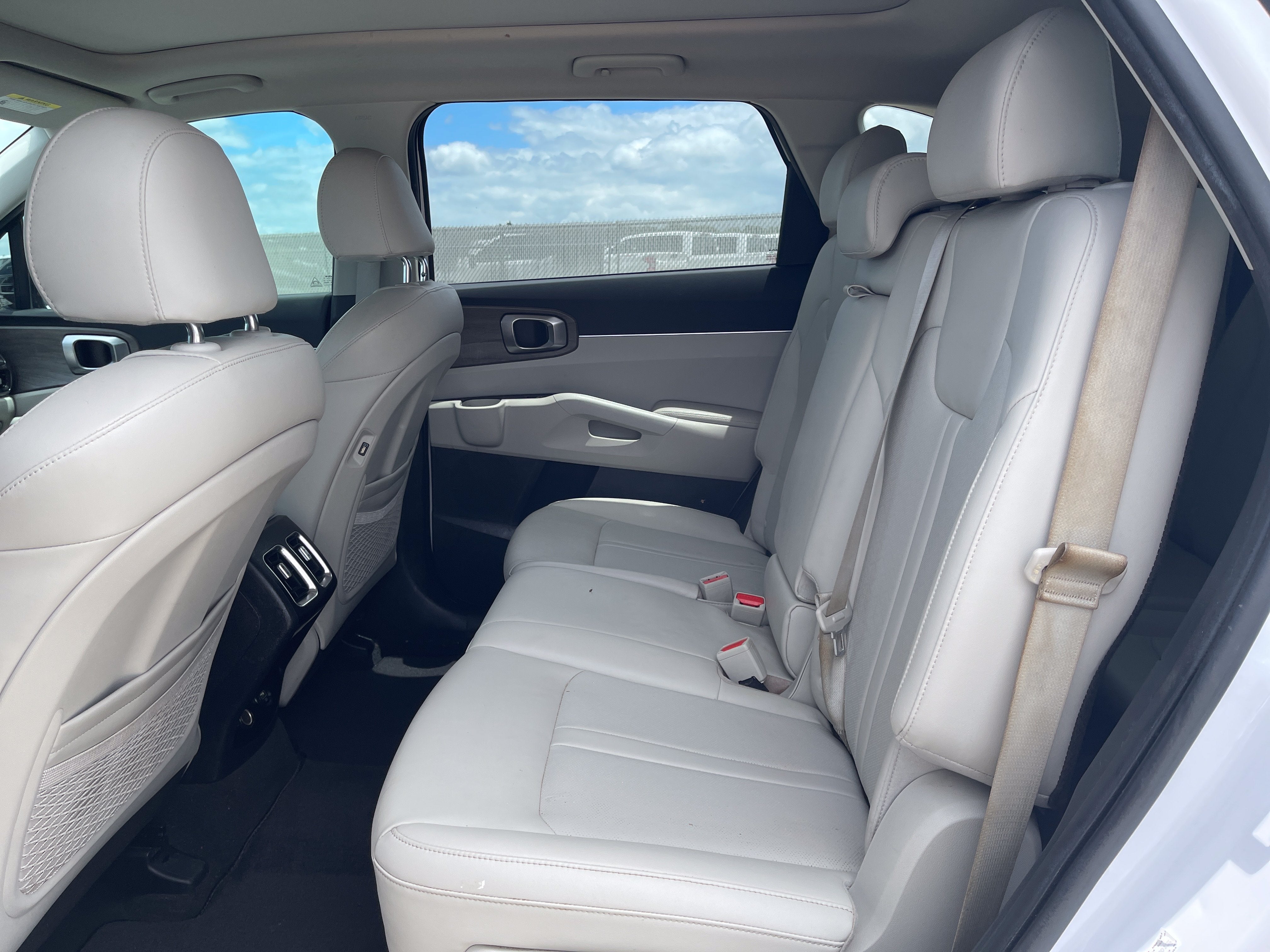 2023 Kia Sorento X-Line S