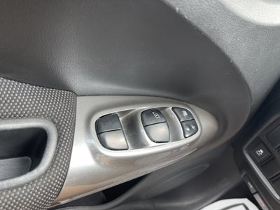 2013 Nissan JUKE S
