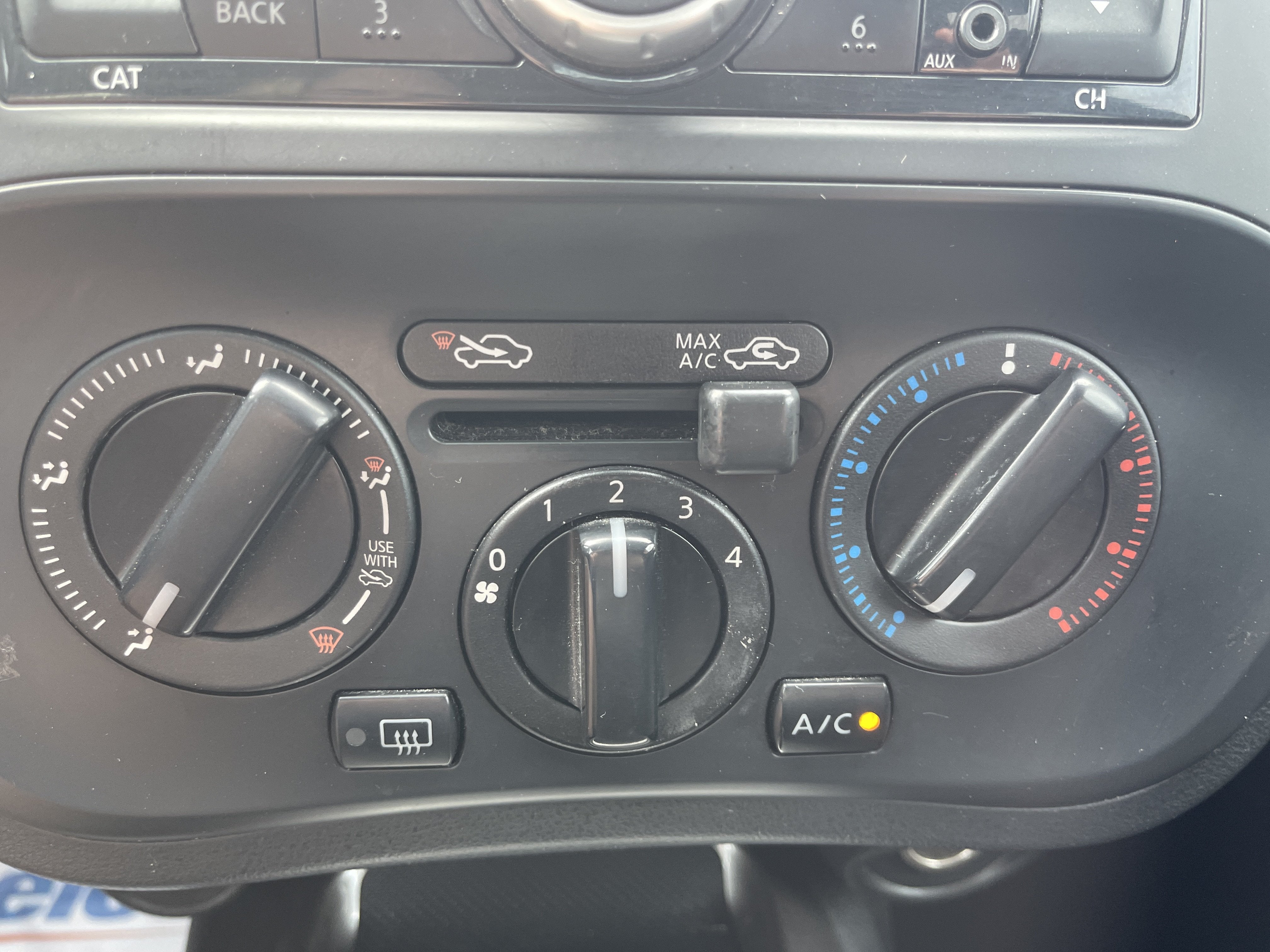2013 Nissan JUKE S