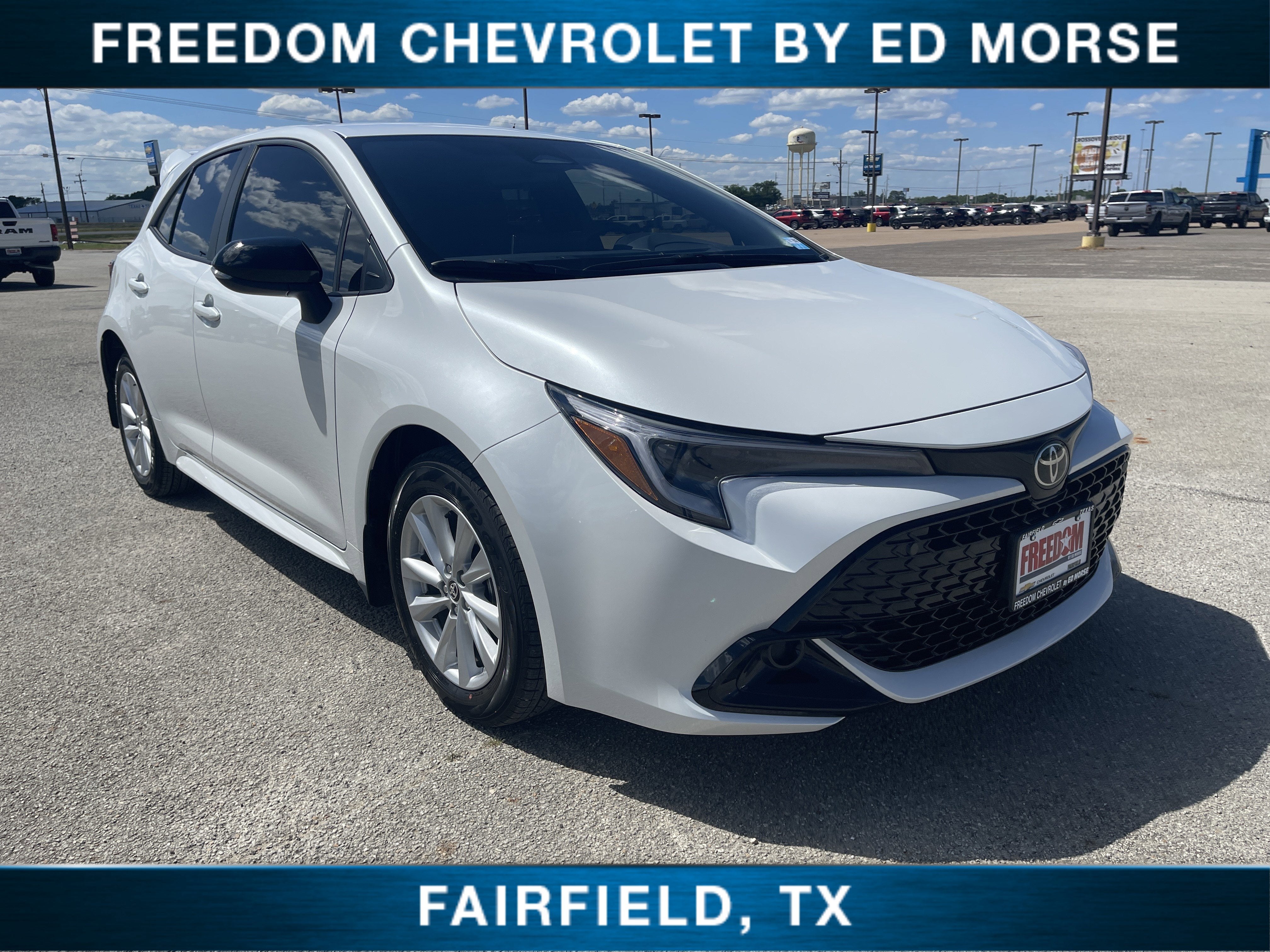 2026 Toyota Corolla Hatchback SE