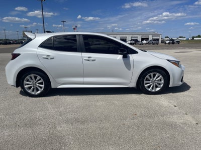 2026 Toyota Corolla Hatchback SE