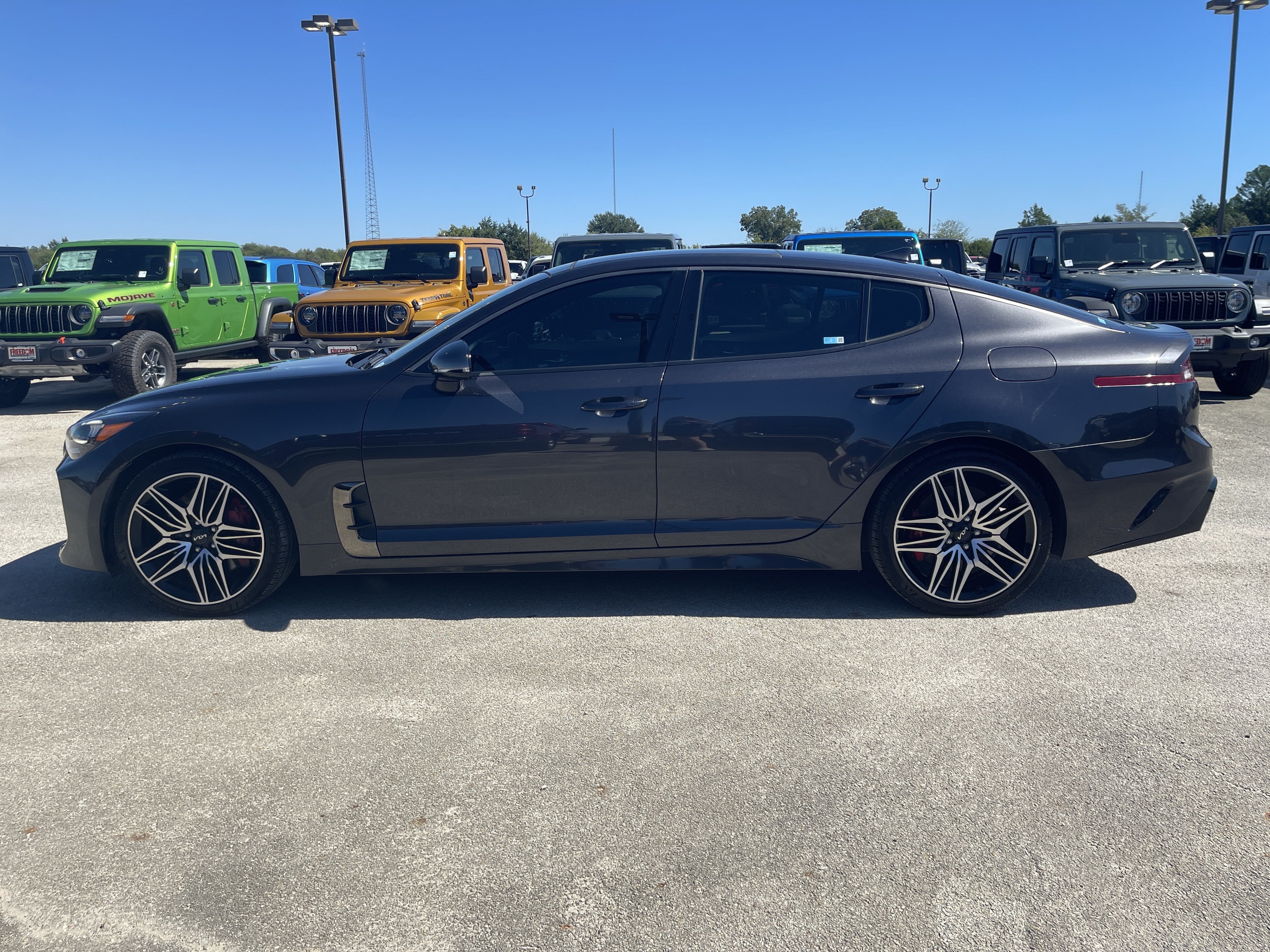 2022 Kia Stinger GT1