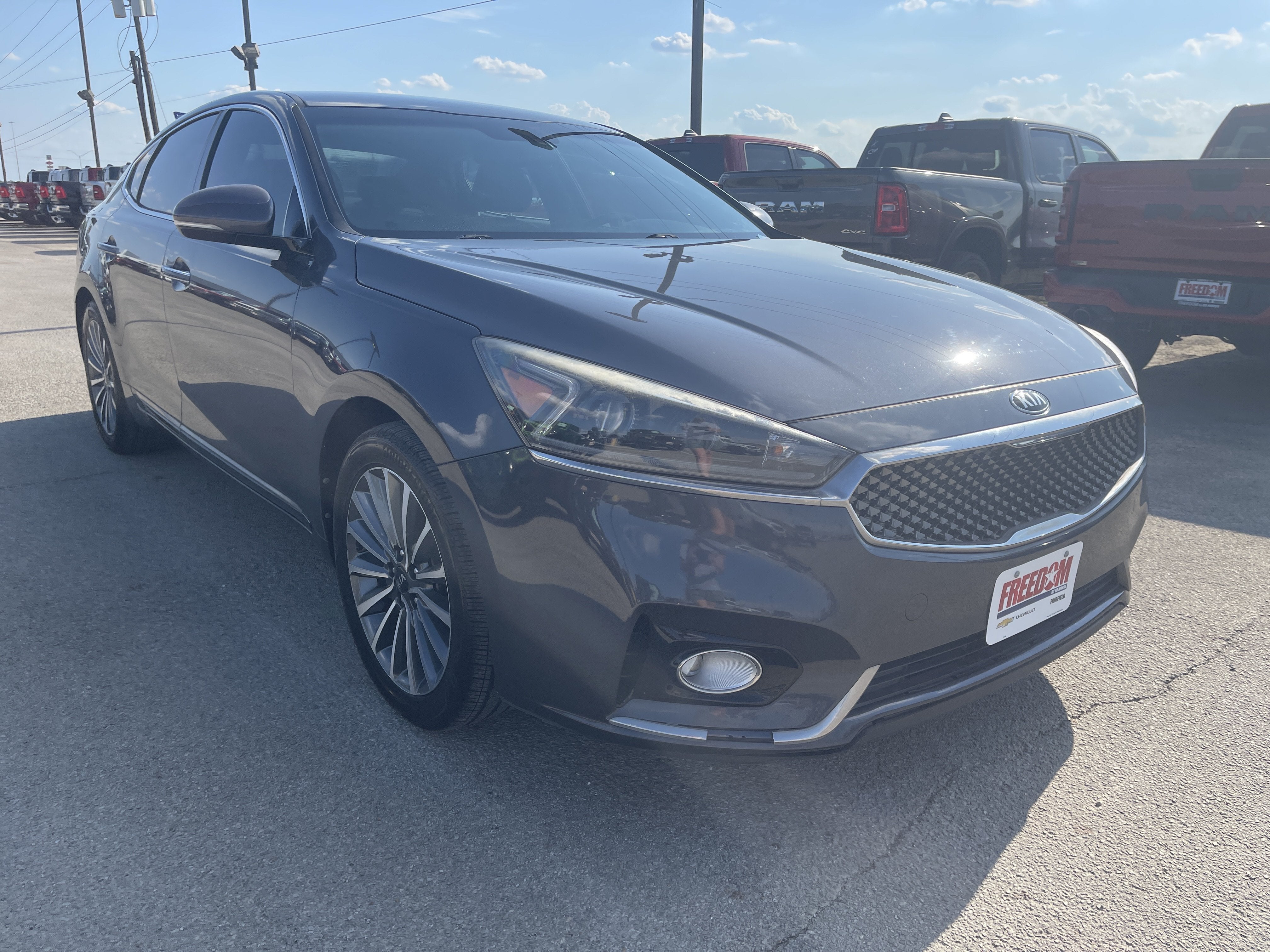 Used 2017 Kia Cadenza Premium with VIN KNALB4J15H5039250 for sale in Fairfield, TX