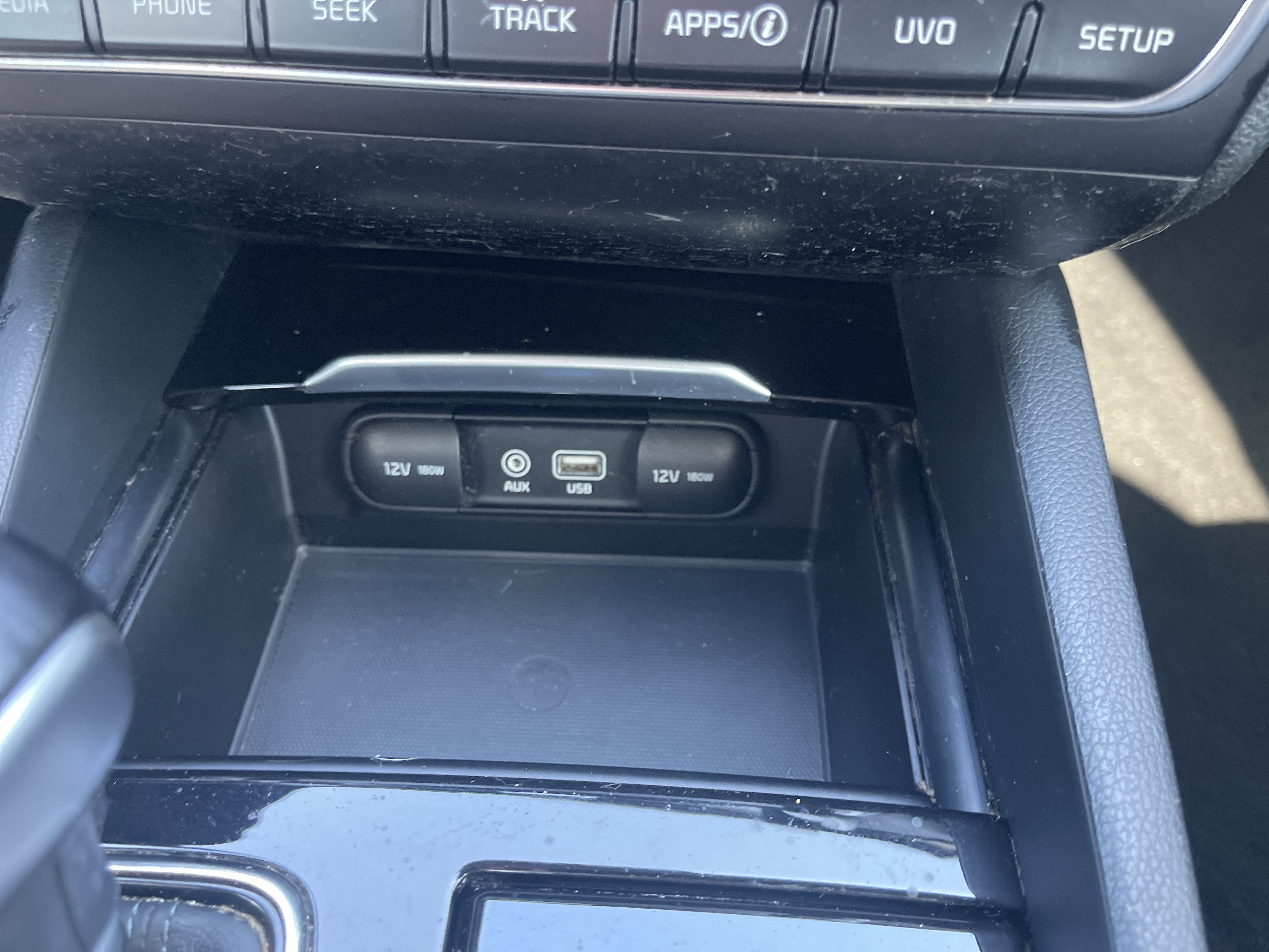 2017 Kia Cadenza Premium