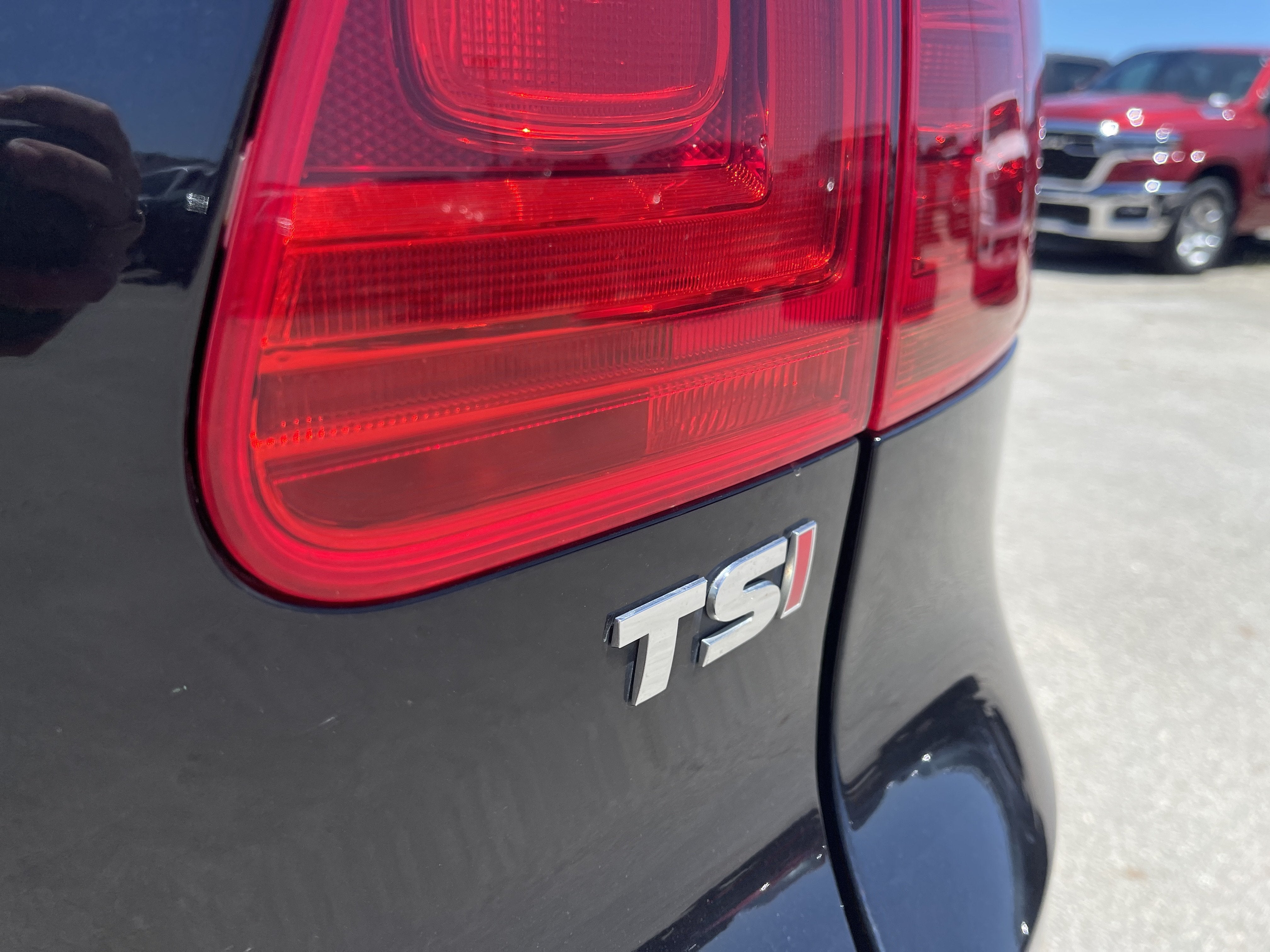 2017 Volkswagen Tiguan S