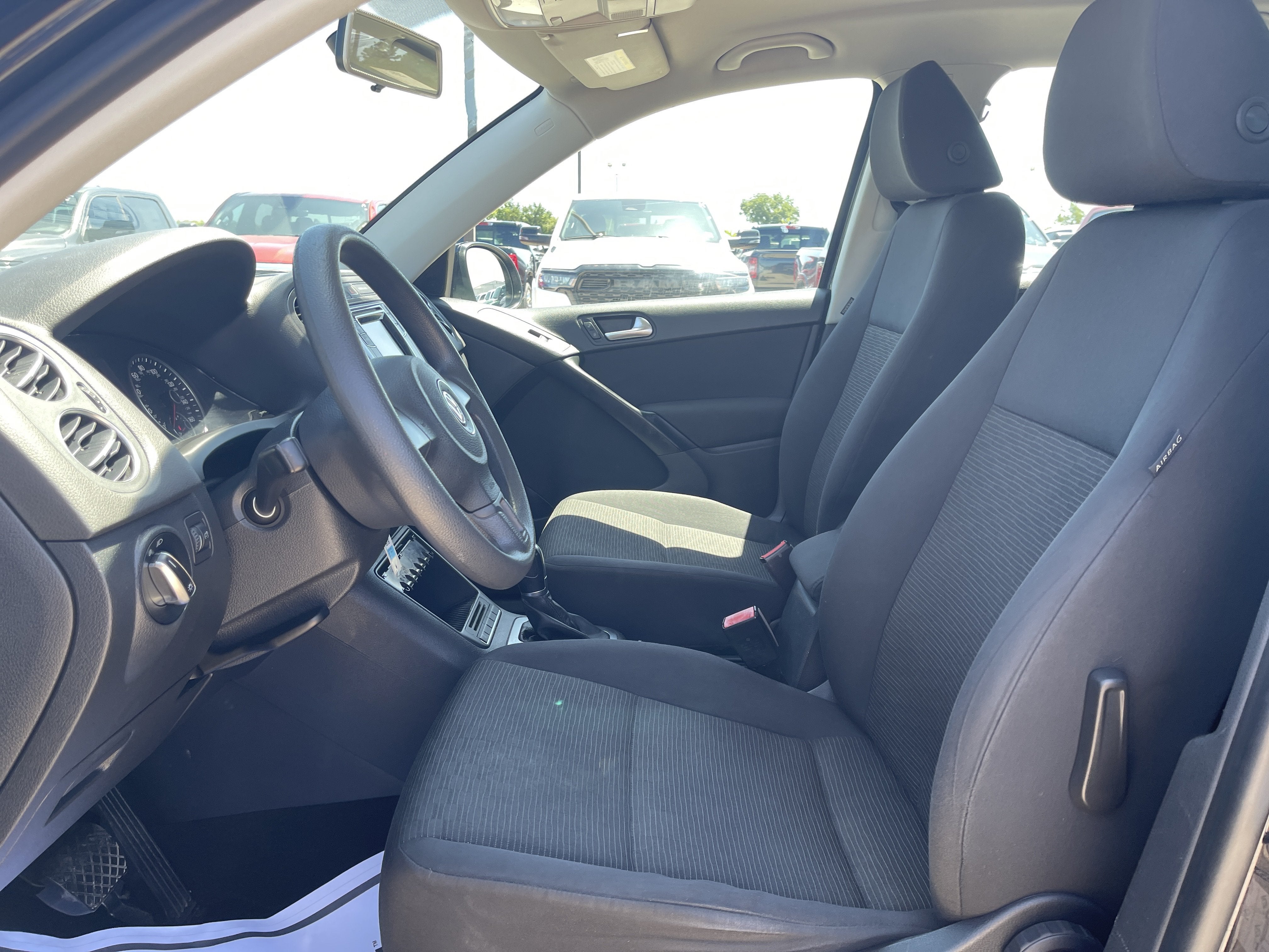 2017 Volkswagen Tiguan S