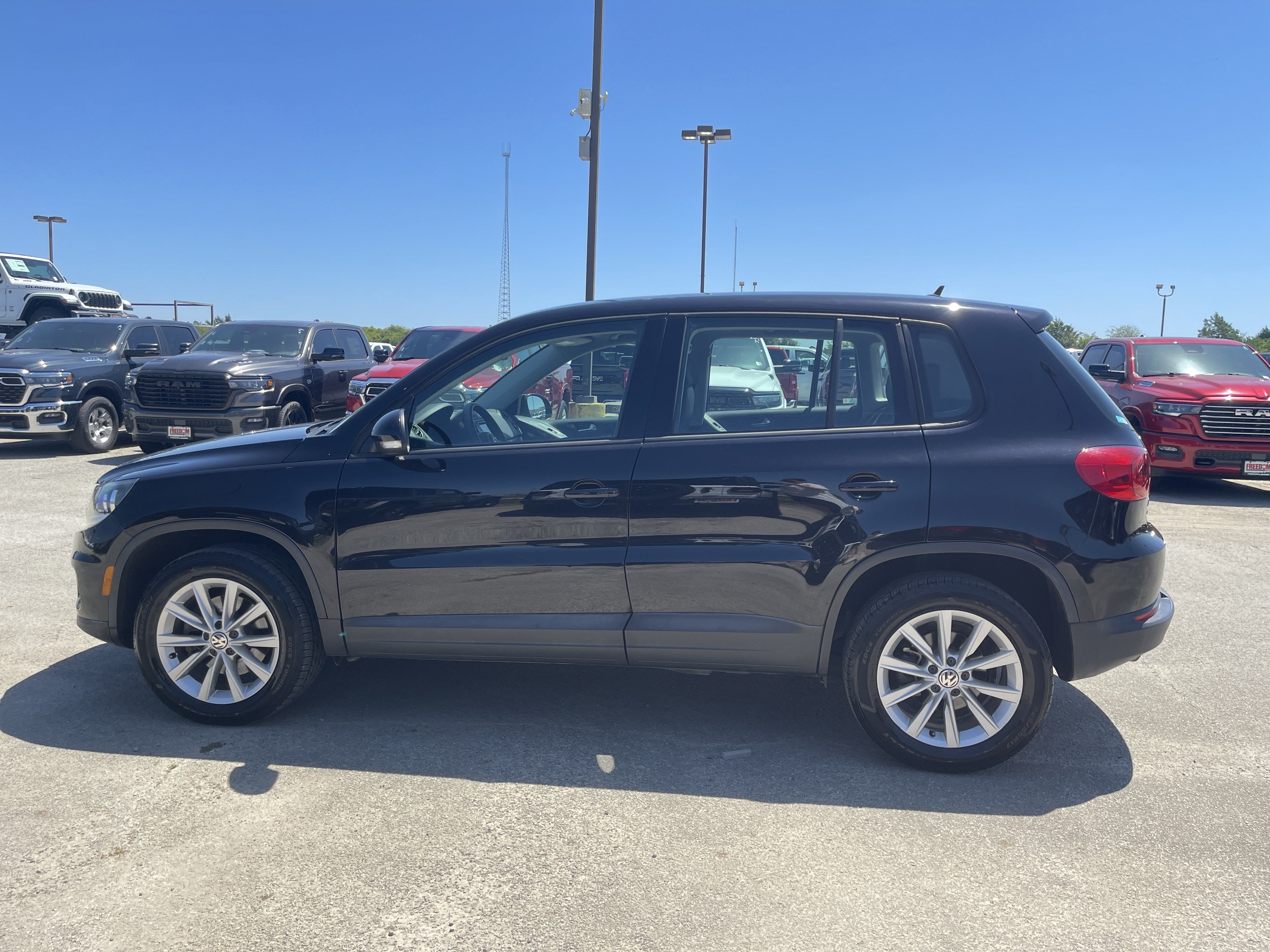 2017 Volkswagen Tiguan S